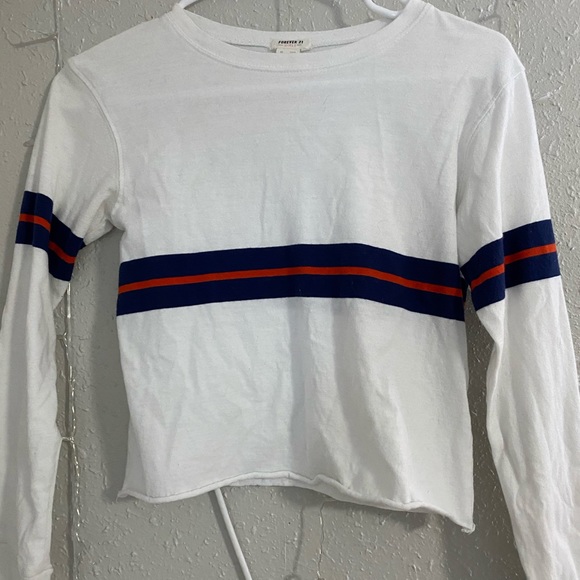 White long sleeve - Picture 1 of 2